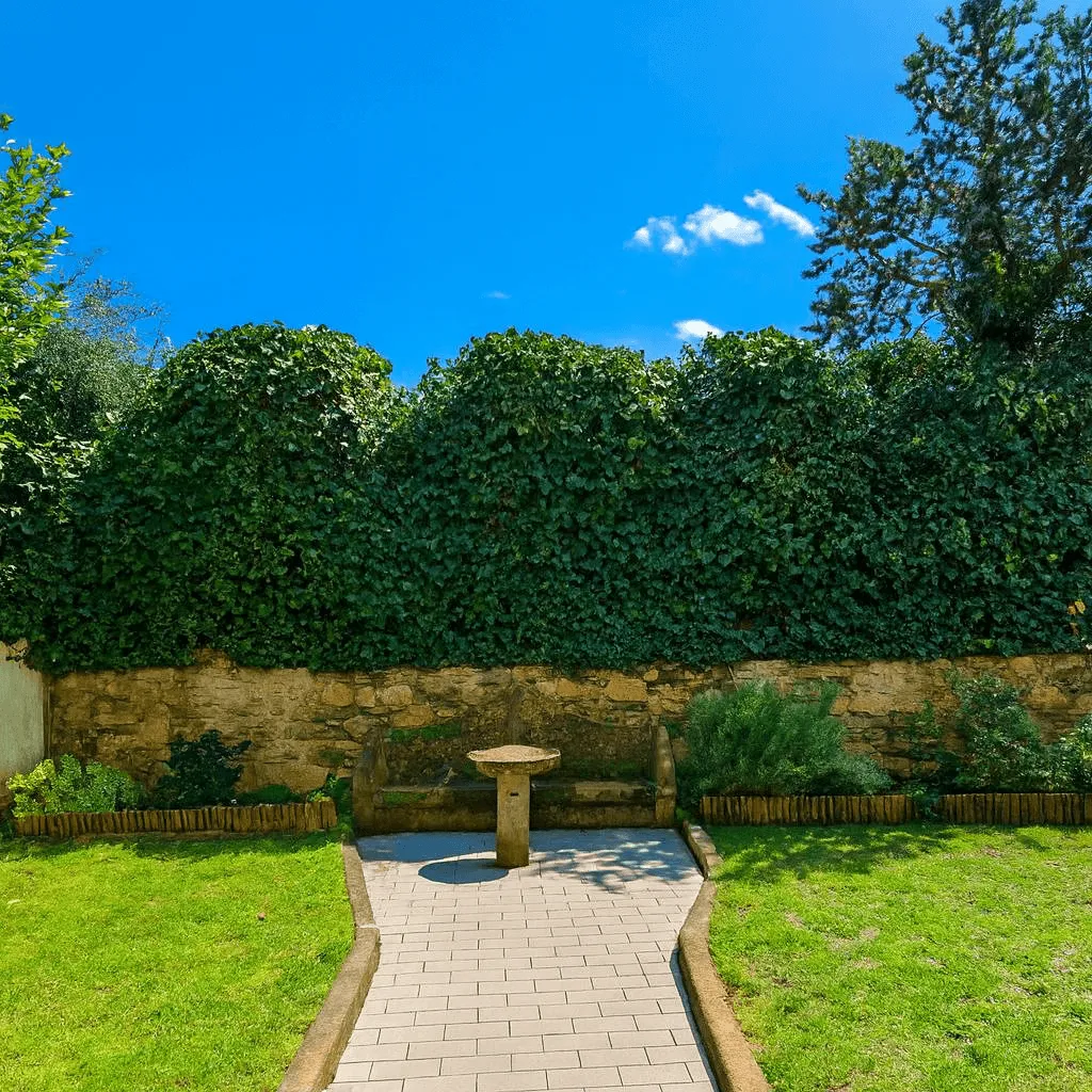 Well‑maintained residential garden in Bagno a Ripoli
